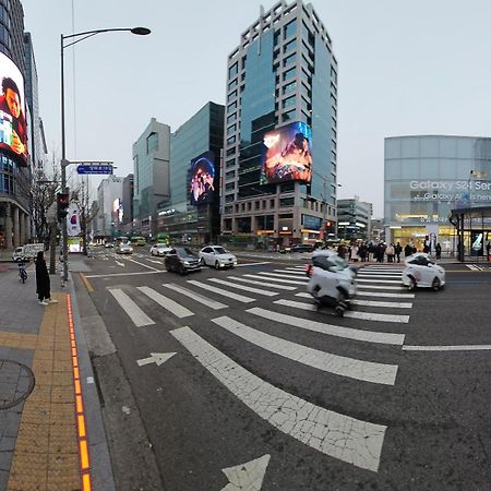 Hongdae Residence-2 1Min From Hongik Uni Station Exit #1 Сеул Екстериор снимка