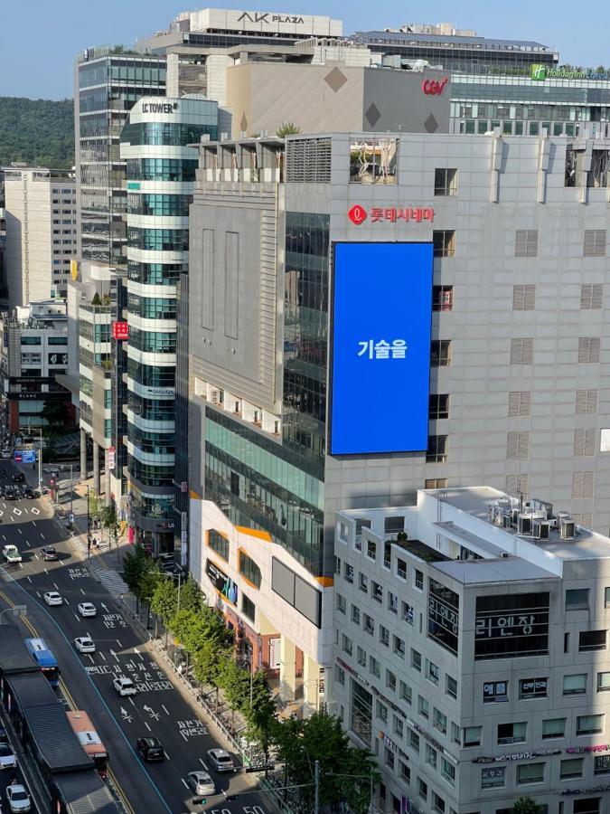 Hongdae Residence-2 1Min From Hongik Uni Station Exit #1 Сеул Екстериор снимка
