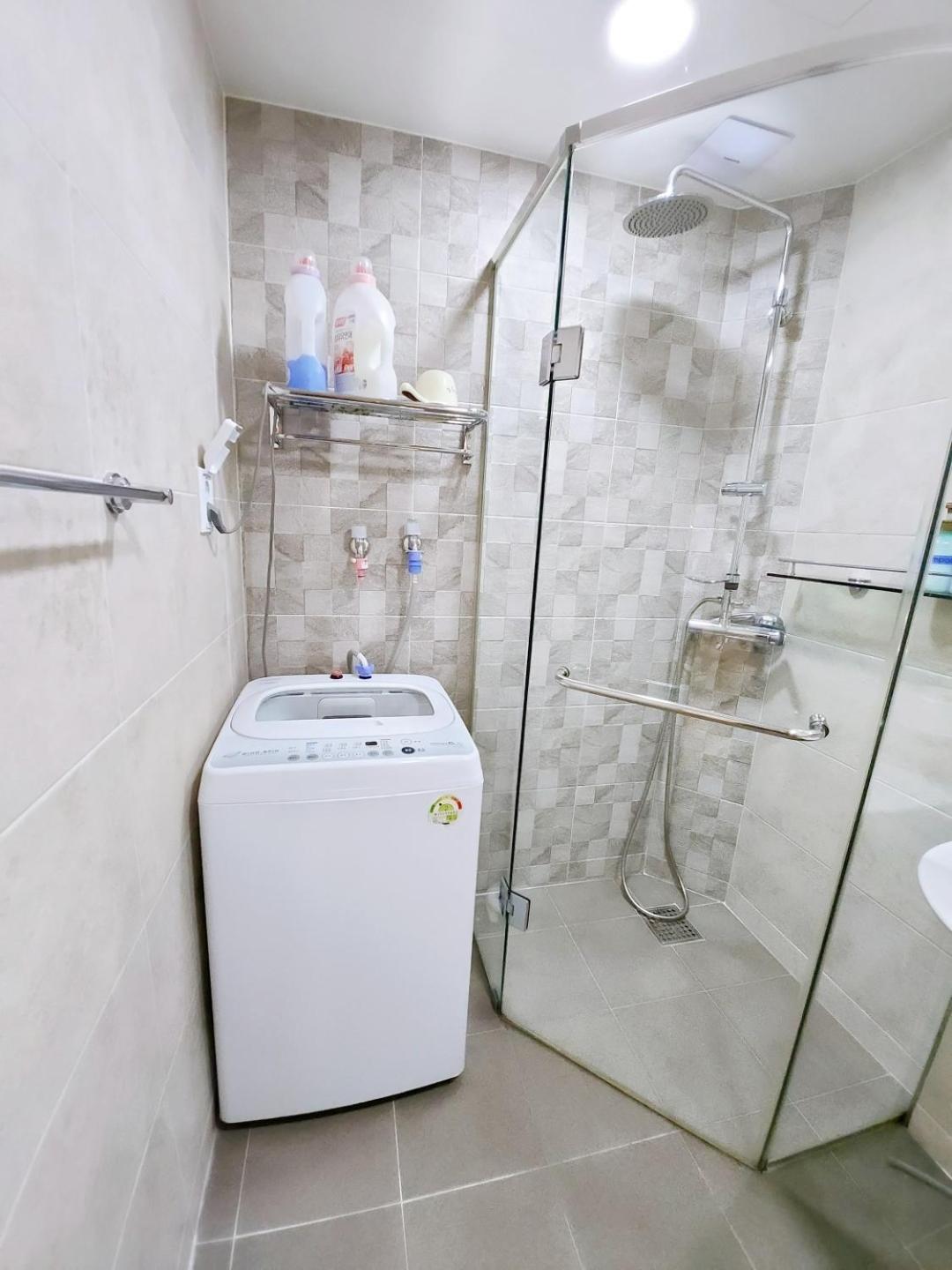 Hongdae Residence-2 1Min From Hongik Uni Station Exit #1 Сеул Екстериор снимка
